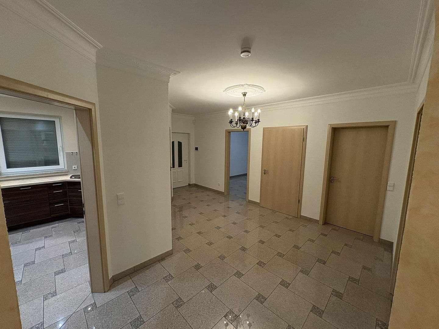 Predaj domu 116 m², pozemek 478 m², Rosengarten 27, Neuwied, Porýnie-Falcko Predaj domu 116 m², pozemek 478 m², Rosengarten 27, Neuwied, Porýnie-Falcko