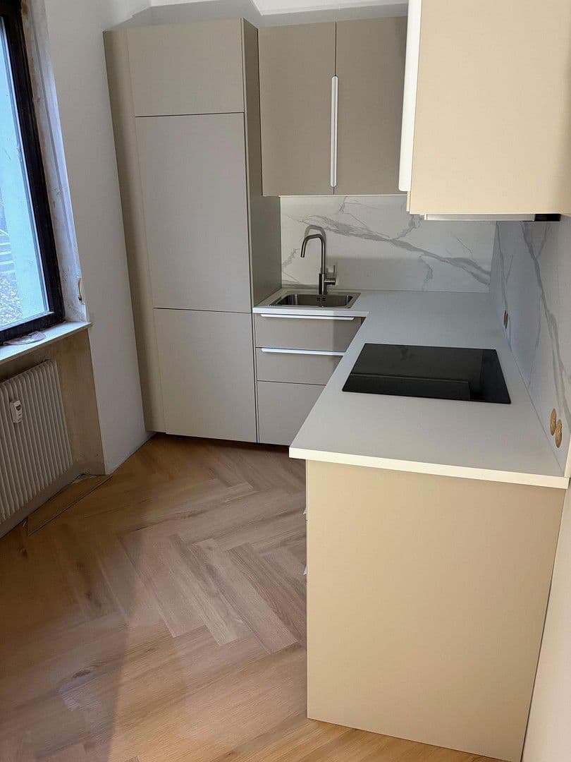 Prenájom bytu 1-izbový 45 m², Würzburg, Bavorsko Prenájom bytu 1-izbový 45 m², Würzburg, Bavorsko
