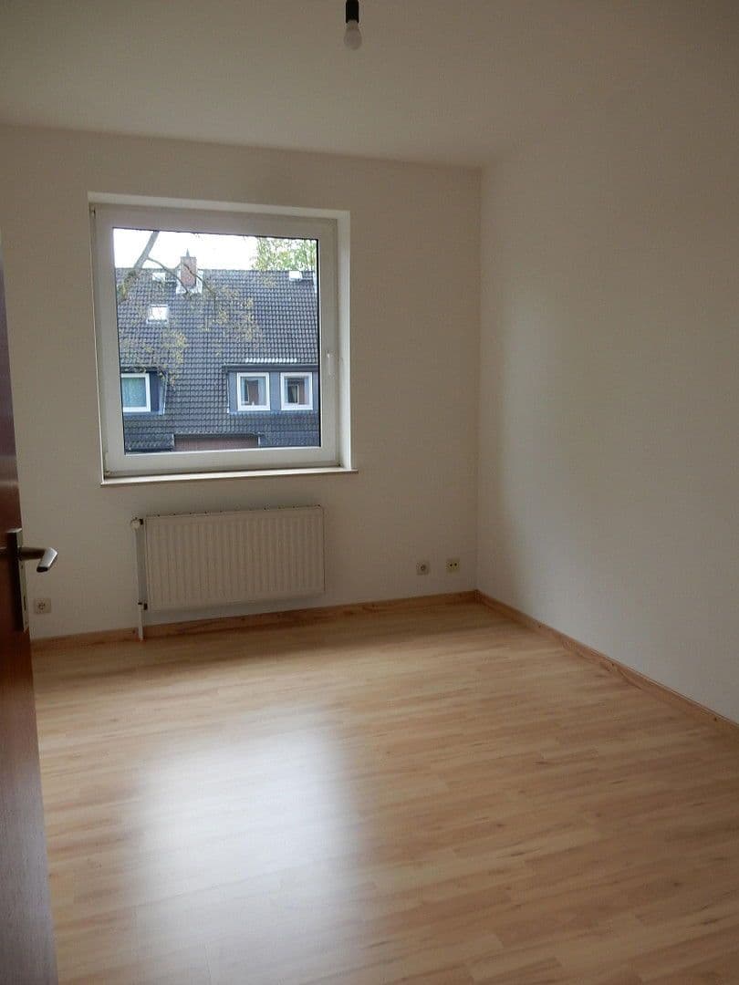 Prenájom domu 120 m², pozemek 300 m², Hamburg, Hamburg Prenájom domu 120 m², pozemek 300 m², Hamburg, Hamburg