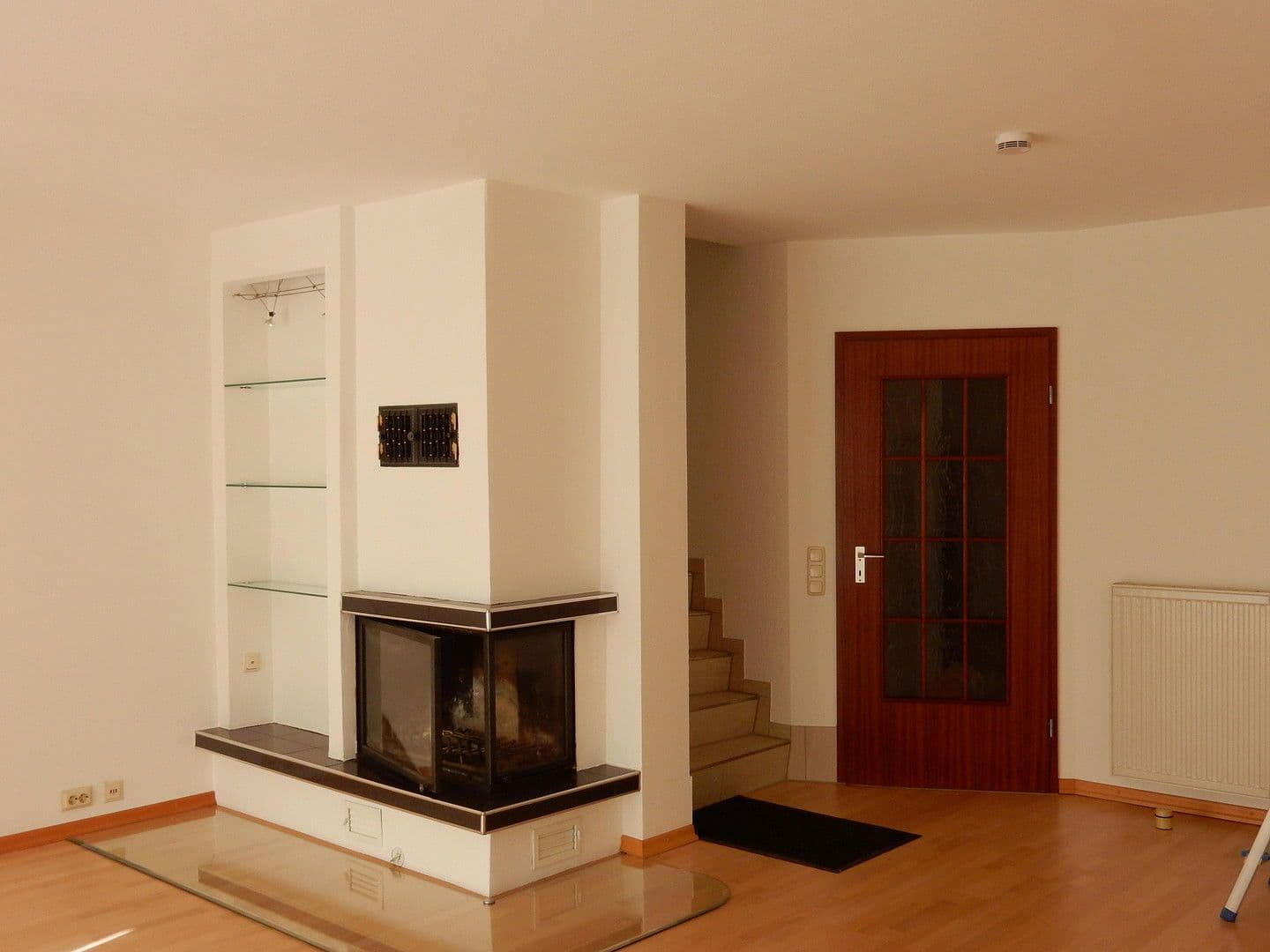 Prenájom domu 120 m², pozemek 300 m², Hamburg, Hamburg Prenájom domu 120 m², pozemek 300 m², Hamburg, Hamburg