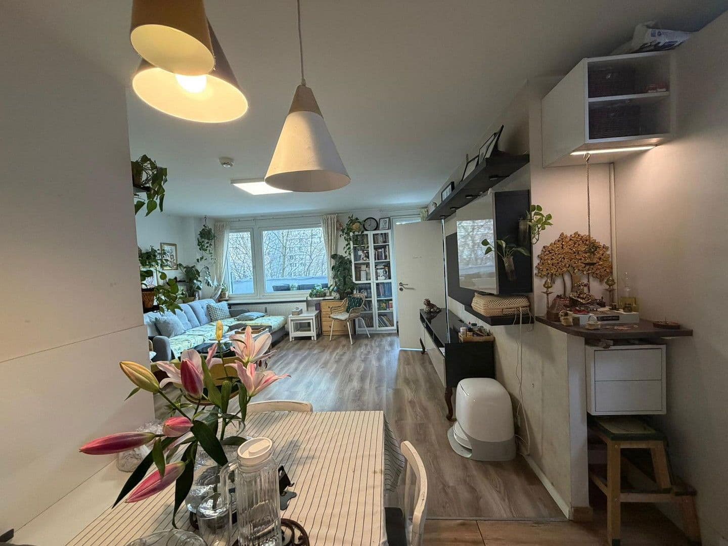 Prenájom bytu 3-izbový 75 m², Berlin, Berlín Prenájom bytu 3-izbový 75 m², Berlin, Berlín