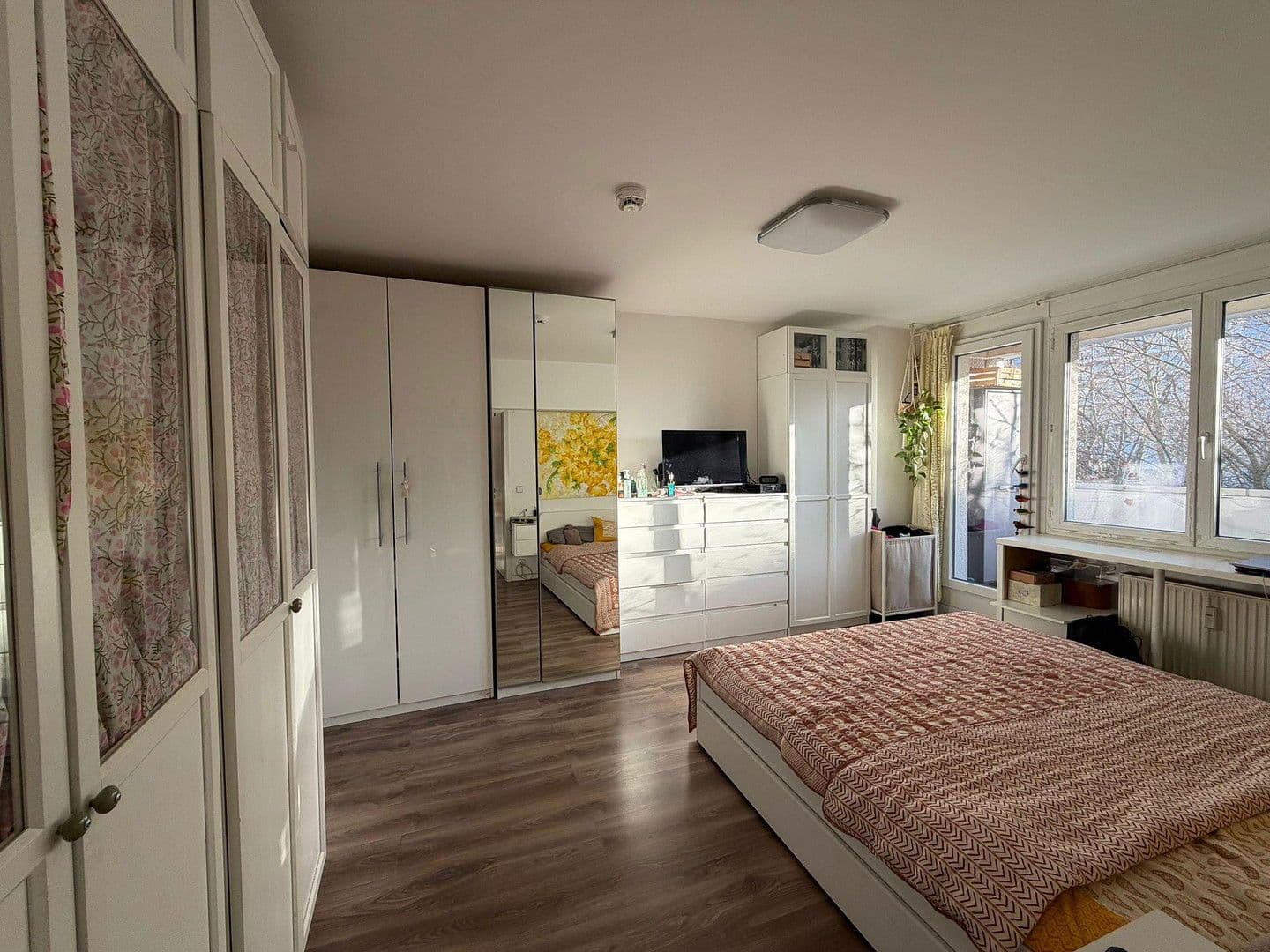 Prenájom bytu 3-izbový 75 m², Berlin, Berlín Prenájom bytu 3-izbový 75 m², Berlin, Berlín