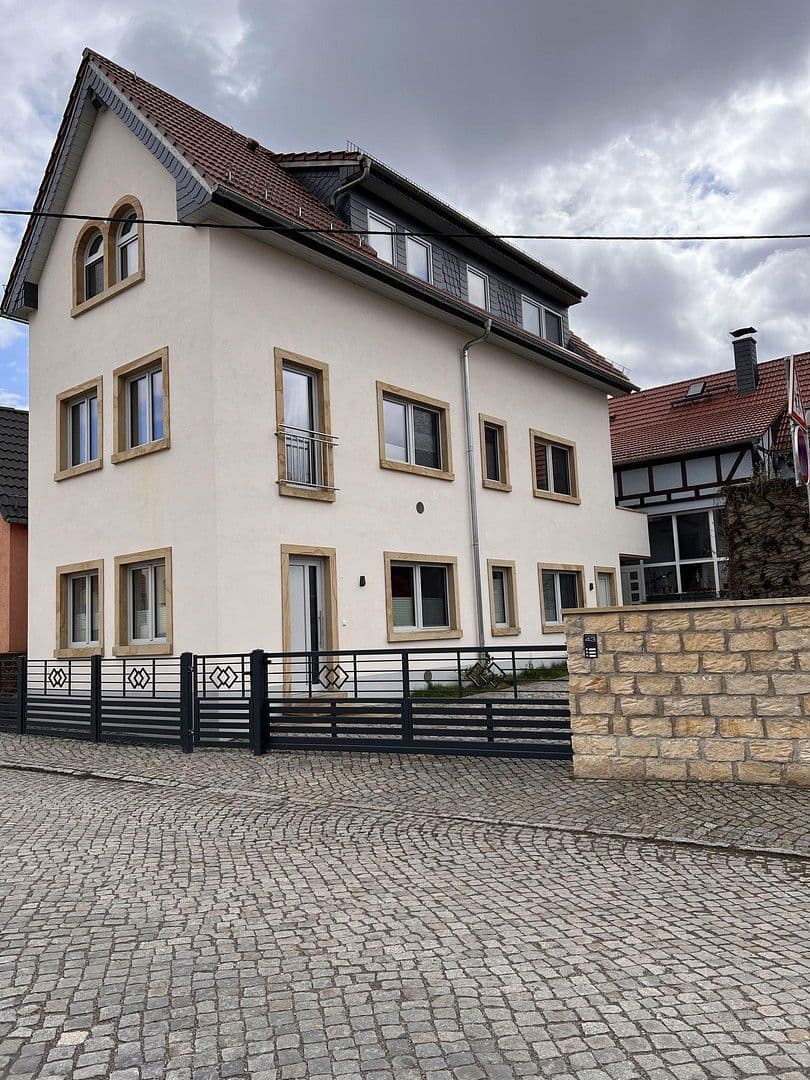 Prenájom bytu 2-izbový 52 m², Altwahnsdorf 43, Radebeul, Sasko Prenájom bytu 2-izbový 52 m², Altwahnsdorf 43, Radebeul, Sasko
