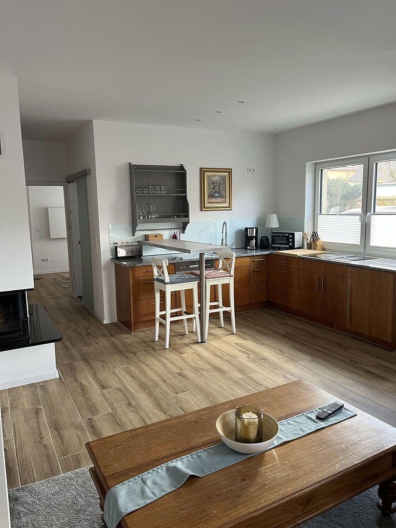 Prenájom bytu 2-izbový 52 m², Altwahnsdorf 43, Radebeul, Sasko Prenájom bytu 2-izbový 52 m², Altwahnsdorf 43, Radebeul, Sasko