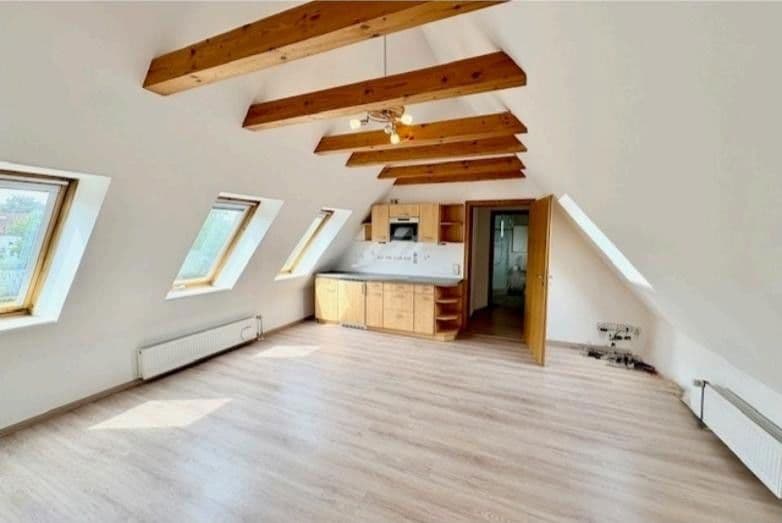 Predaj domu 152 m², pozemek 250 m², Freybergstr. 13, Zorneding, Bavorsko Predaj domu 152 m², pozemek 250 m², Freybergstr. 13, Zorneding, Bavorsko