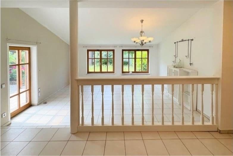 Predaj domu 152 m², pozemek 250 m², Freybergstr. 13, Zorneding, Bavorsko Predaj domu 152 m², pozemek 250 m², Freybergstr. 13, Zorneding, Bavorsko