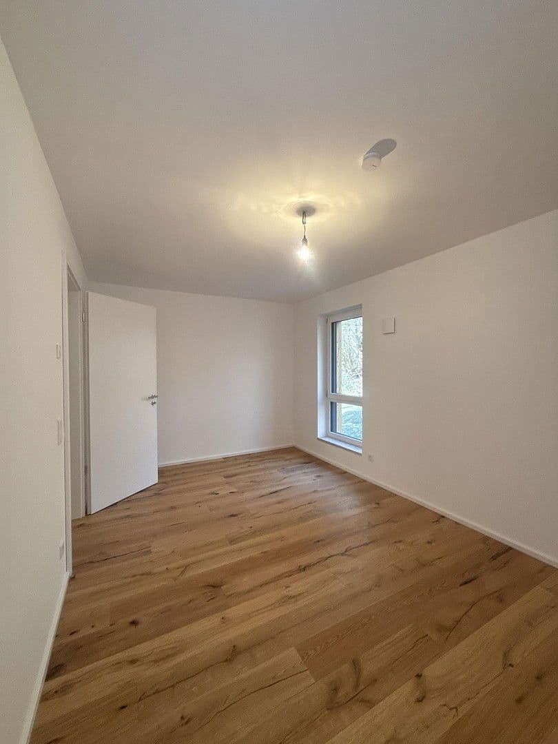 Prenájom bytu 4-izbový 117 m², Grünlandstr. 3, Karlsfeld, Bavorsko Prenájom bytu 4-izbový 117 m², Grünlandstr. 3, Karlsfeld, Bavorsko