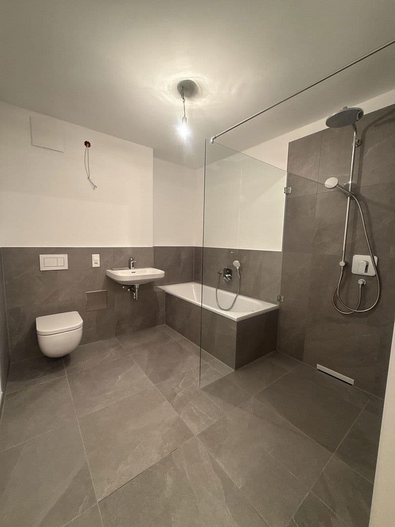 Prenájom bytu 4-izbový 117 m², Grünlandstr. 3, Karlsfeld, Bavorsko Prenájom bytu 4-izbový 117 m², Grünlandstr. 3, Karlsfeld, Bavorsko