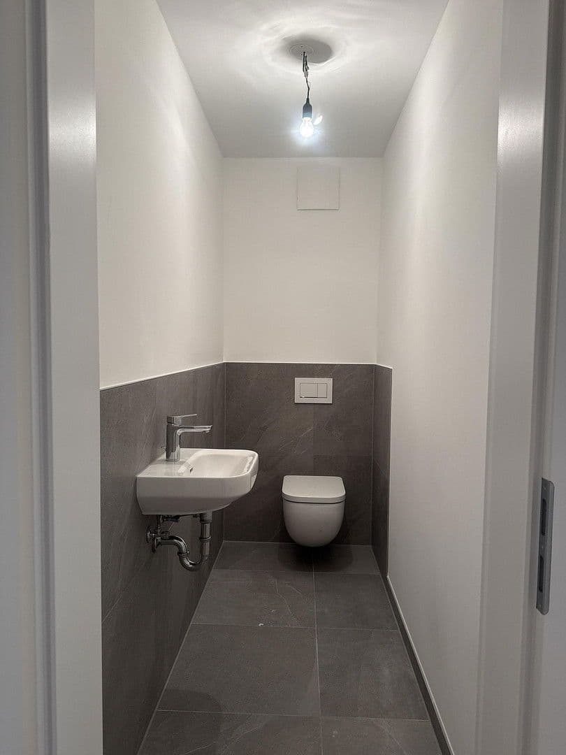 Prenájom bytu 4-izbový 117 m², Grünlandstr. 3, Karlsfeld, Bavorsko Prenájom bytu 4-izbový 117 m², Grünlandstr. 3, Karlsfeld, Bavorsko