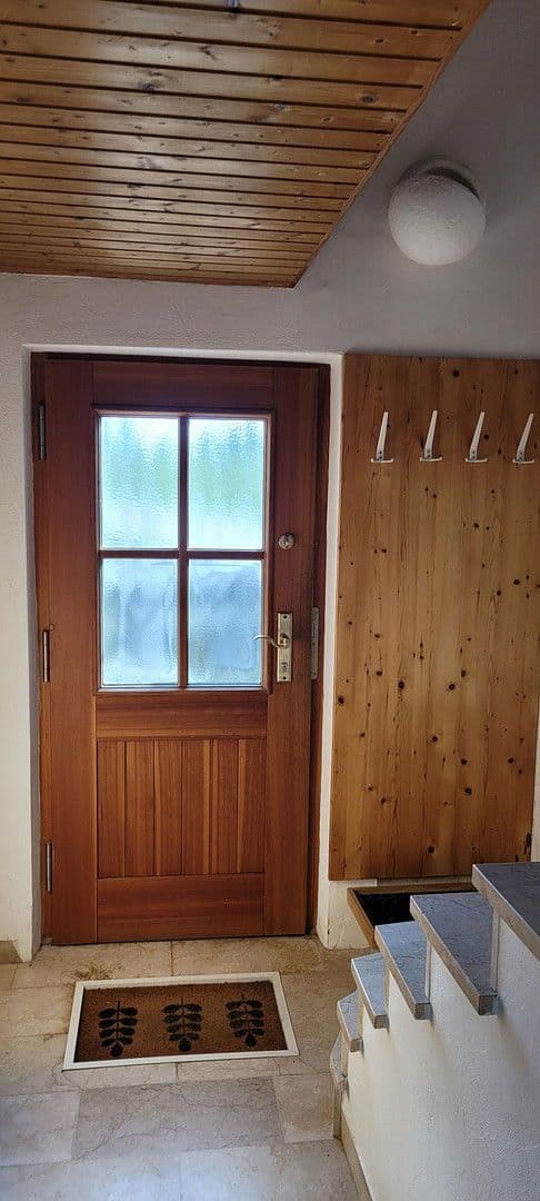 Predaj domu 140 m², pozemek 2.097 m², Unterdietfurt, Bavorsko Predaj domu 140 m², pozemek 2.097 m², Unterdietfurt, Bavorsko