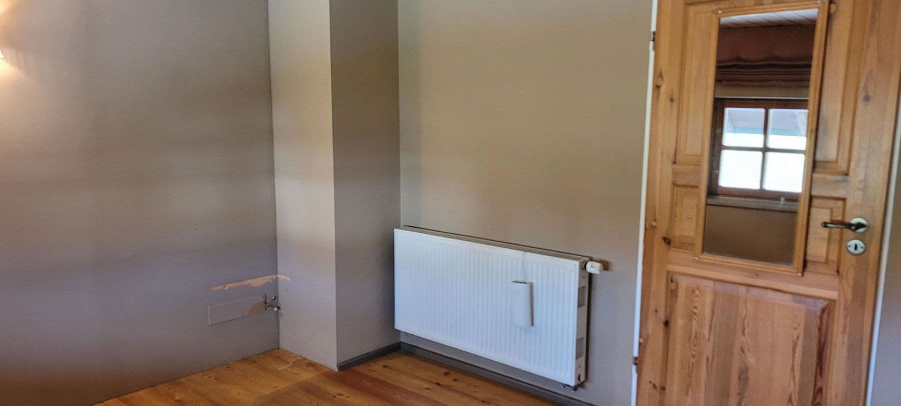 Predaj domu 140 m², pozemek 2.097 m², Unterdietfurt, Bavorsko Predaj domu 140 m², pozemek 2.097 m², Unterdietfurt, Bavorsko