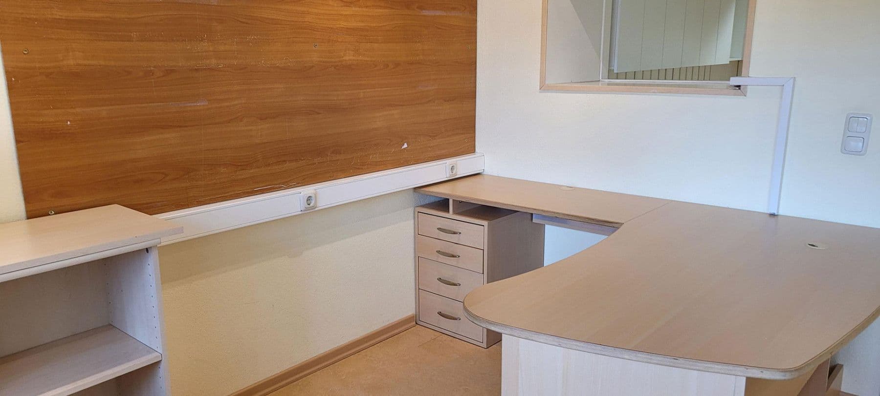 Predaj domu 140 m², pozemek 2.097 m², Unterdietfurt, Bavorsko Predaj domu 140 m², pozemek 2.097 m², Unterdietfurt, Bavorsko