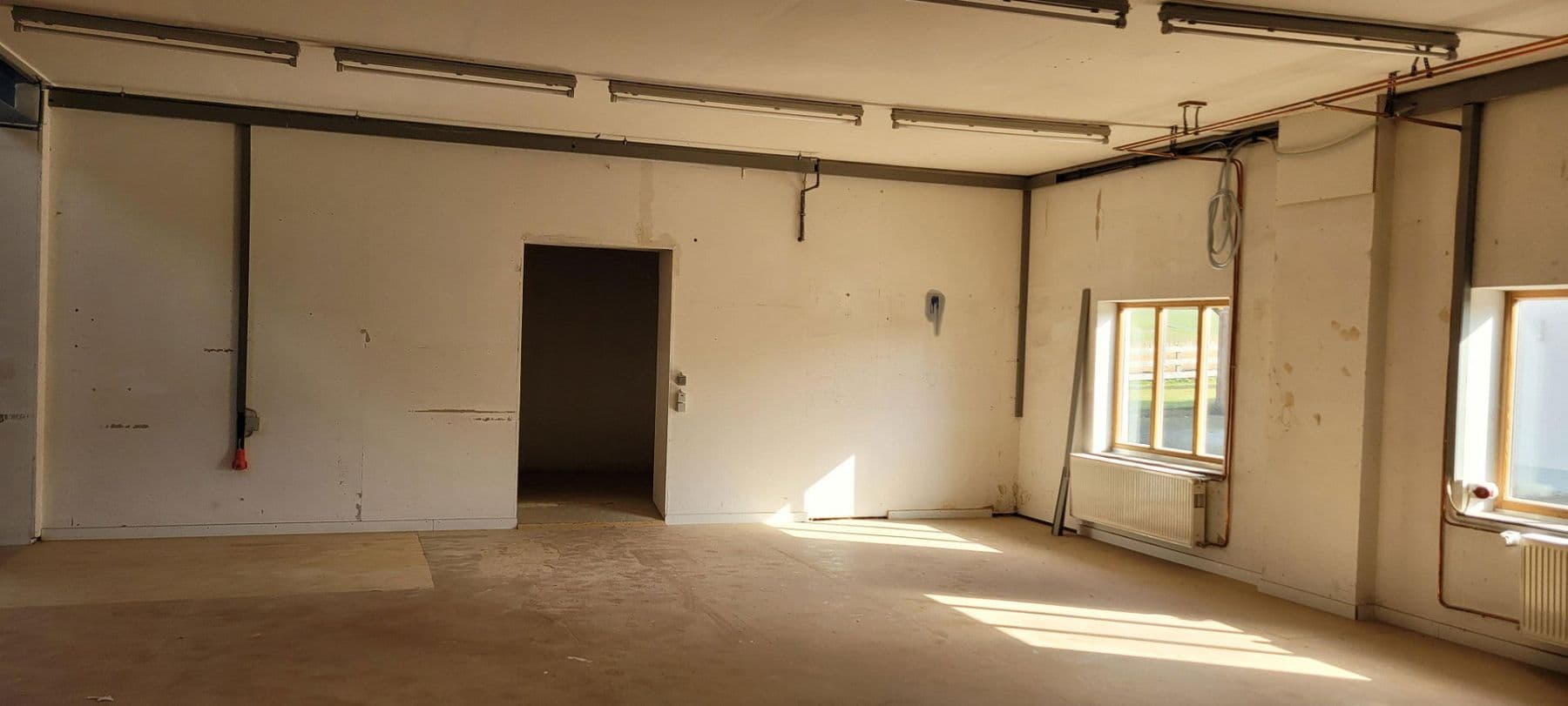 Predaj domu 140 m², pozemek 2.097 m², Unterdietfurt, Bavorsko Predaj domu 140 m², pozemek 2.097 m², Unterdietfurt, Bavorsko