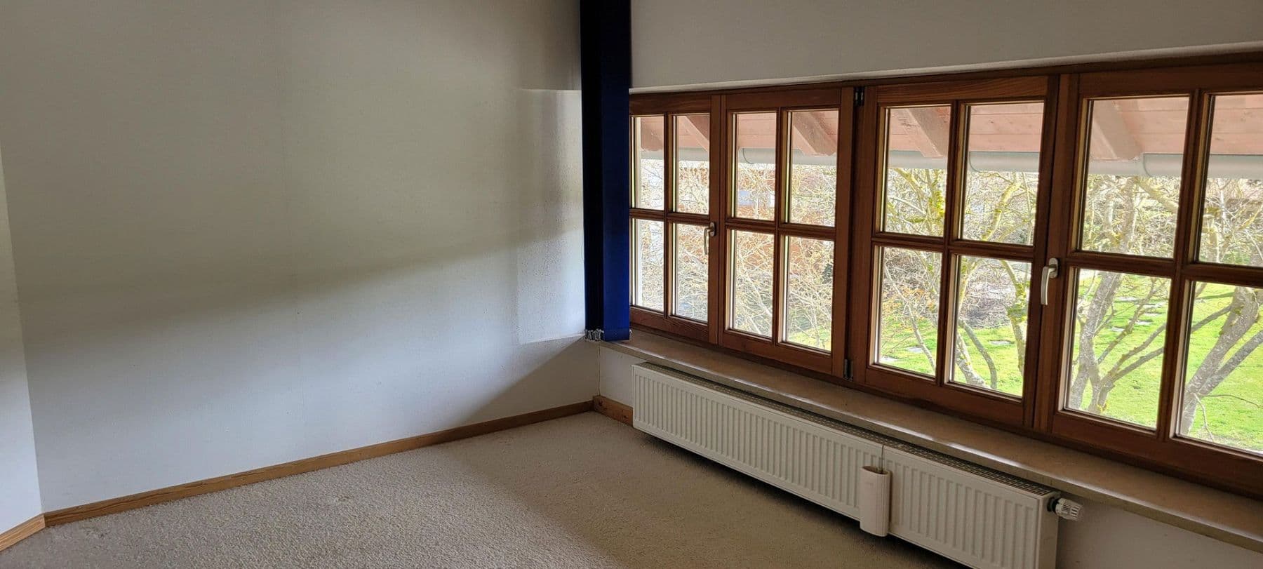 Predaj domu 140 m², pozemek 2.097 m², Unterdietfurt, Bavorsko Predaj domu 140 m², pozemek 2.097 m², Unterdietfurt, Bavorsko