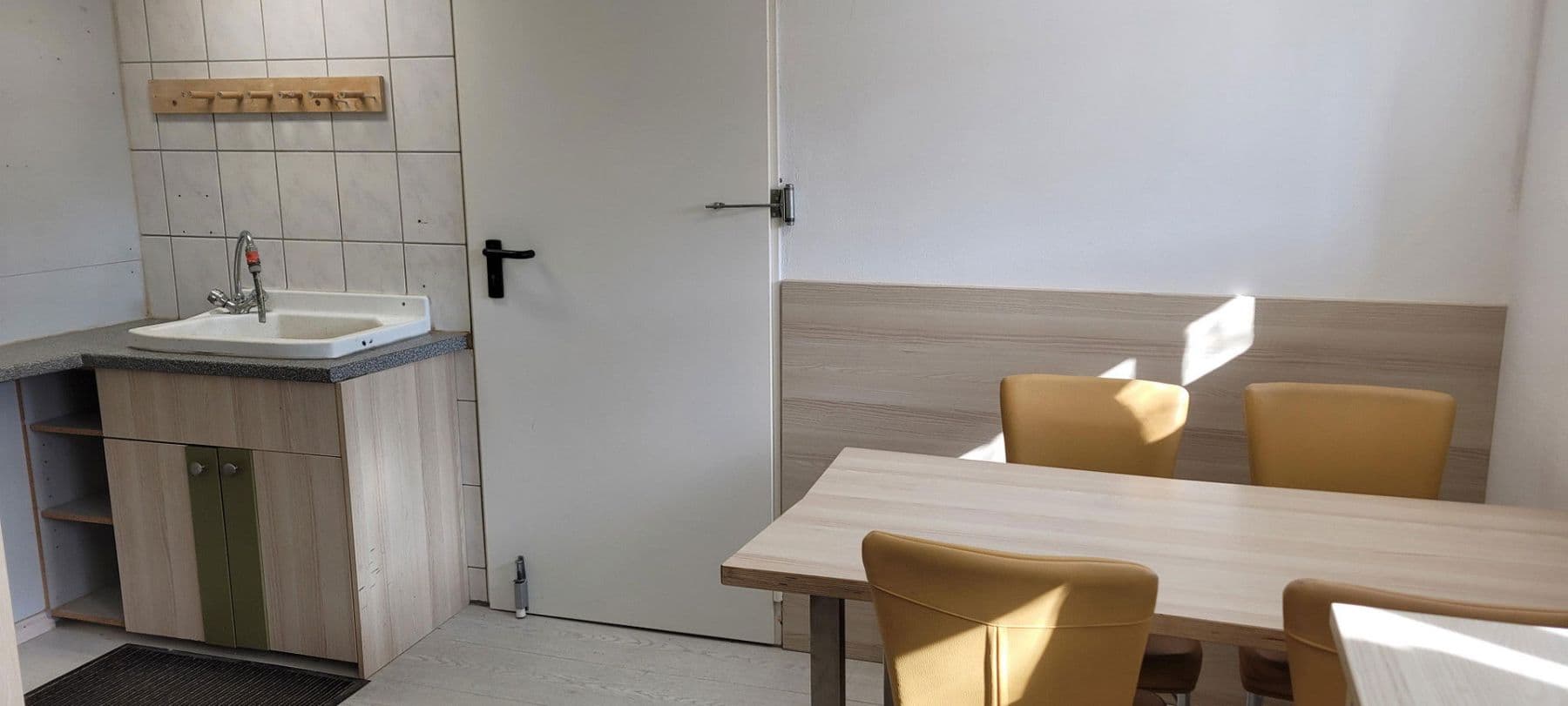 Predaj domu 140 m², pozemek 2.097 m², Unterdietfurt, Bavorsko Predaj domu 140 m², pozemek 2.097 m², Unterdietfurt, Bavorsko