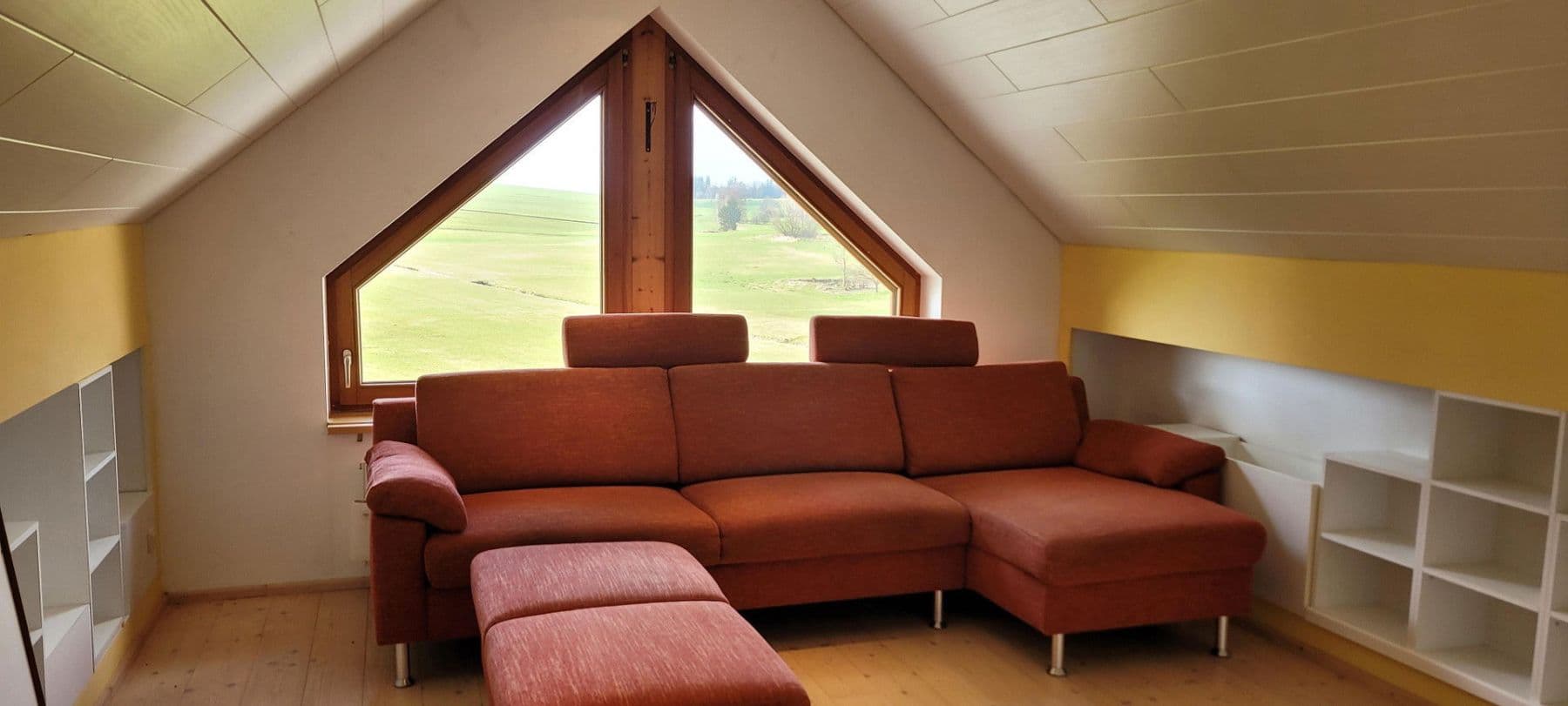 Predaj domu 140 m², pozemek 2.097 m², Unterdietfurt, Bavorsko Predaj domu 140 m², pozemek 2.097 m², Unterdietfurt, Bavorsko