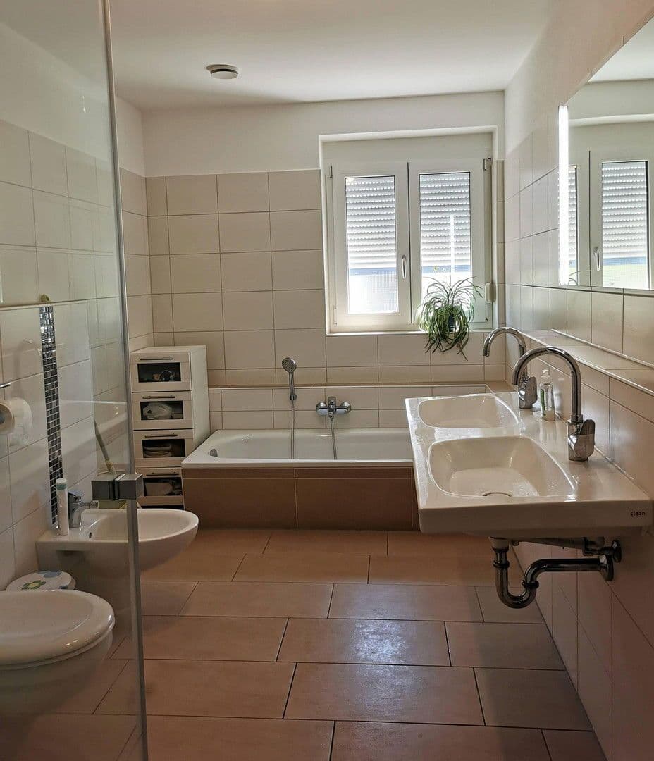 Predaj domu 210 m², pozemek 249 m², Oberschleißheim bei München, Bavorsko Predaj domu 210 m², pozemek 249 m², Oberschleißheim bei München, Bavorsko