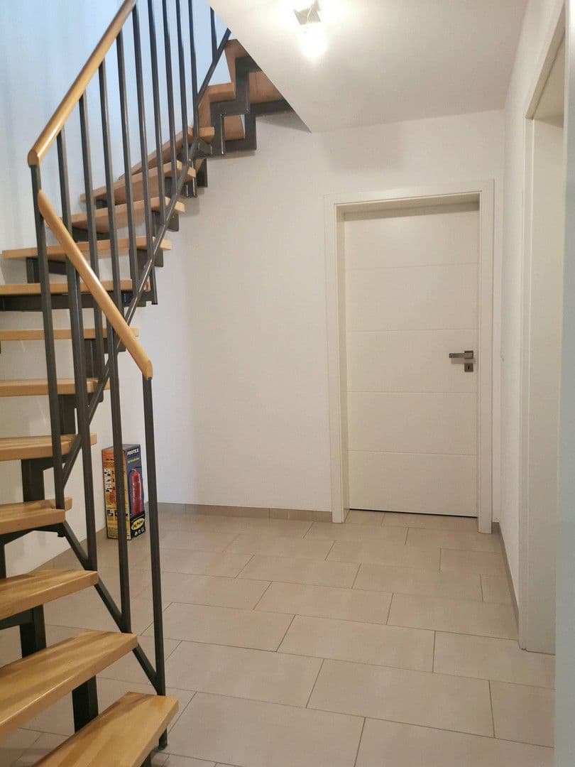 Predaj domu 210 m², pozemek 249 m², Oberschleißheim bei München, Bavorsko Predaj domu 210 m², pozemek 249 m², Oberschleißheim bei München, Bavorsko