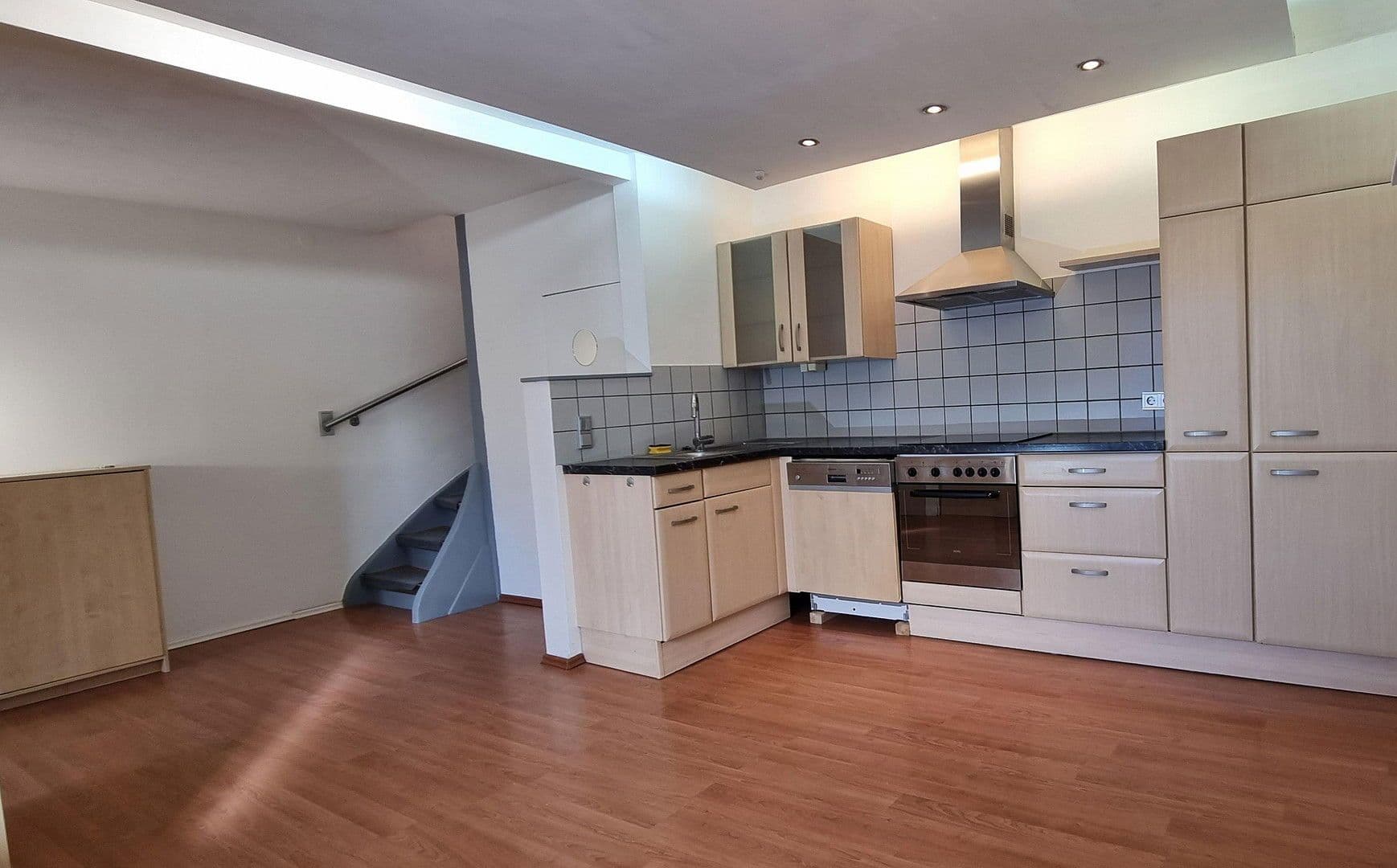 Predaj domu 75 m², pozemek 68 m², Basler Straße 100, Lörrach, Bádensko-Wurttembersko Predaj domu 75 m², pozemek 68 m², Basler Straße 100, Lörrach, Bádensko-Wurttembersko