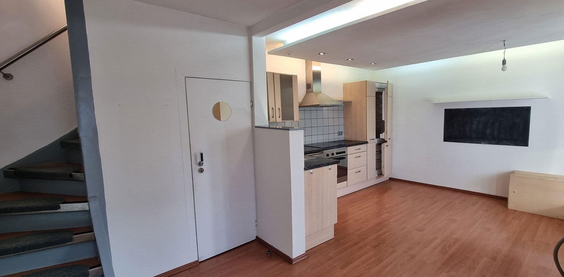 Predaj domu 75 m², pozemek 68 m², Basler Straße 100, Lörrach, Bádensko-Wurttembersko Predaj domu 75 m², pozemek 68 m², Basler Straße 100, Lörrach, Bádensko-Wurttembersko