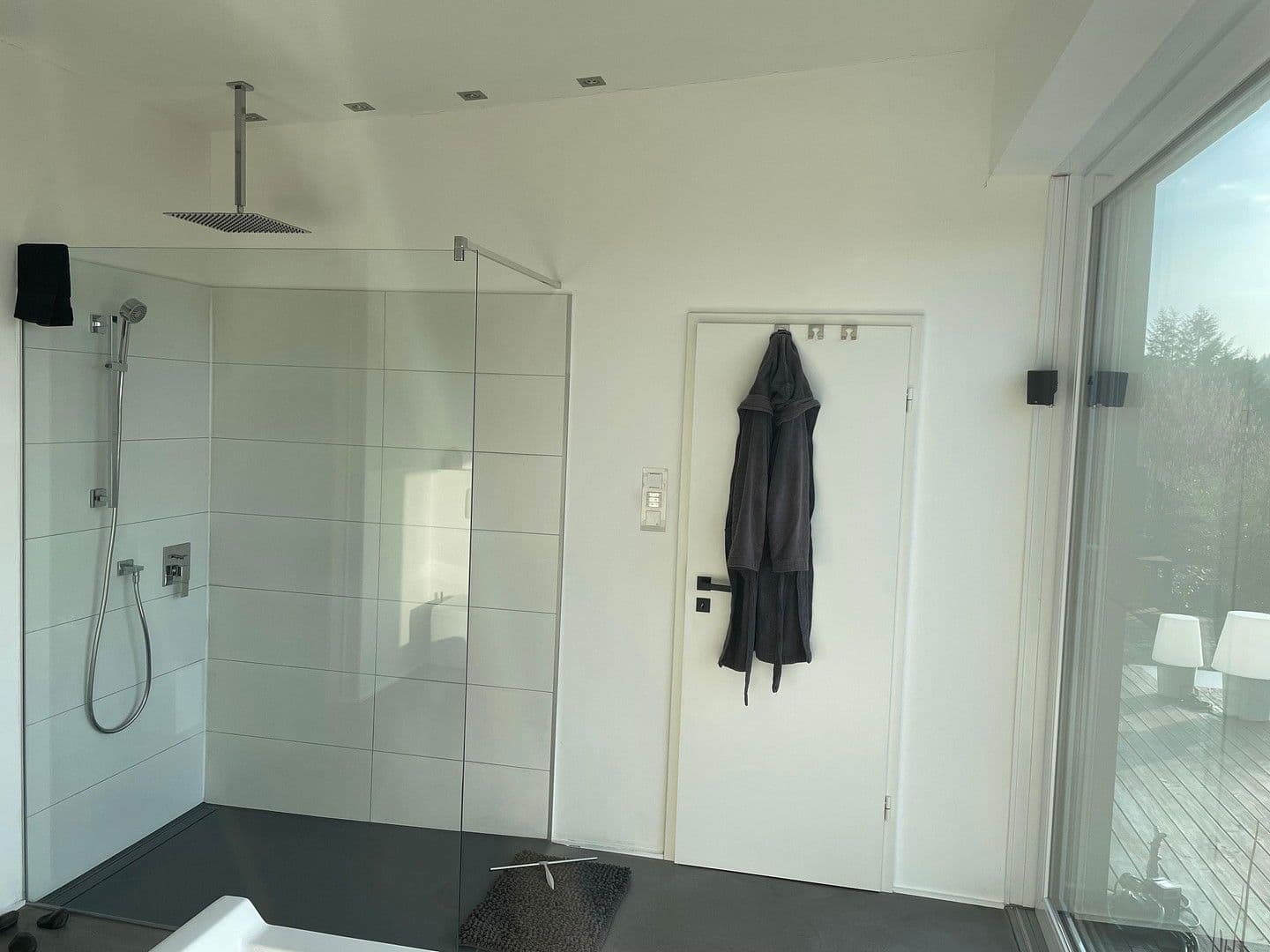 Predaj domu 230 m², pozemek 660 m², Mittenaar, Hesensko Predaj domu 230 m², pozemek 660 m², Mittenaar, Hesensko