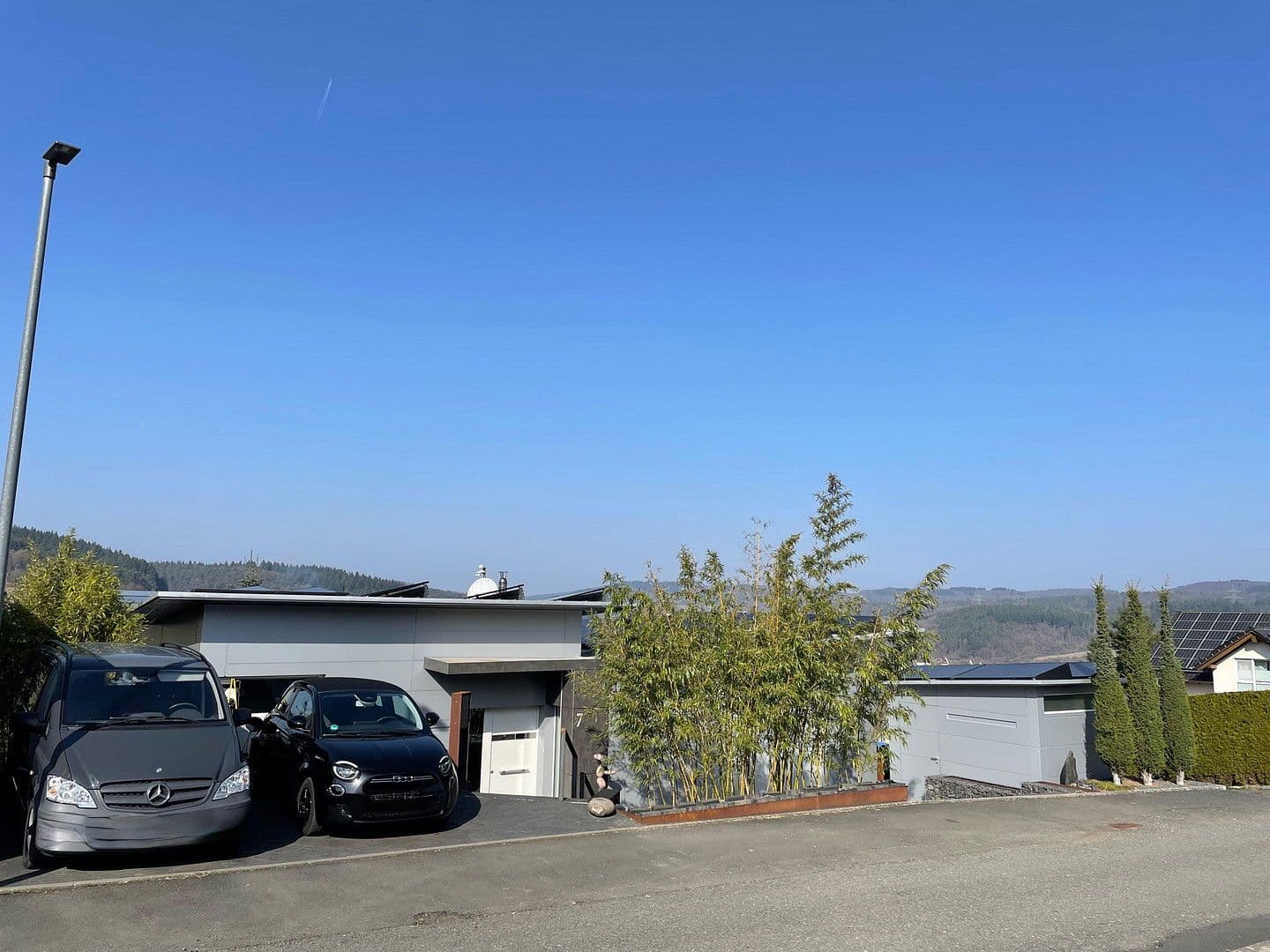 Predaj domu 230 m², pozemek 660 m², Mittenaar, Hesensko Predaj domu 230 m², pozemek 660 m², Mittenaar, Hesensko