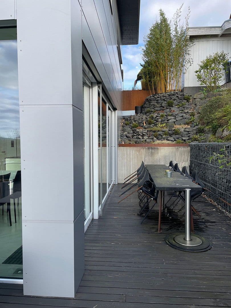 Predaj domu 230 m², pozemek 660 m², Mittenaar, Hesensko Predaj domu 230 m², pozemek 660 m², Mittenaar, Hesensko