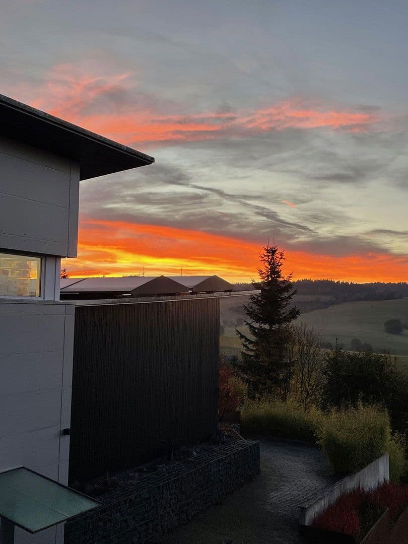 Predaj domu 230 m², pozemek 660 m², Mittenaar, Hesensko Predaj domu 230 m², pozemek 660 m², Mittenaar, Hesensko