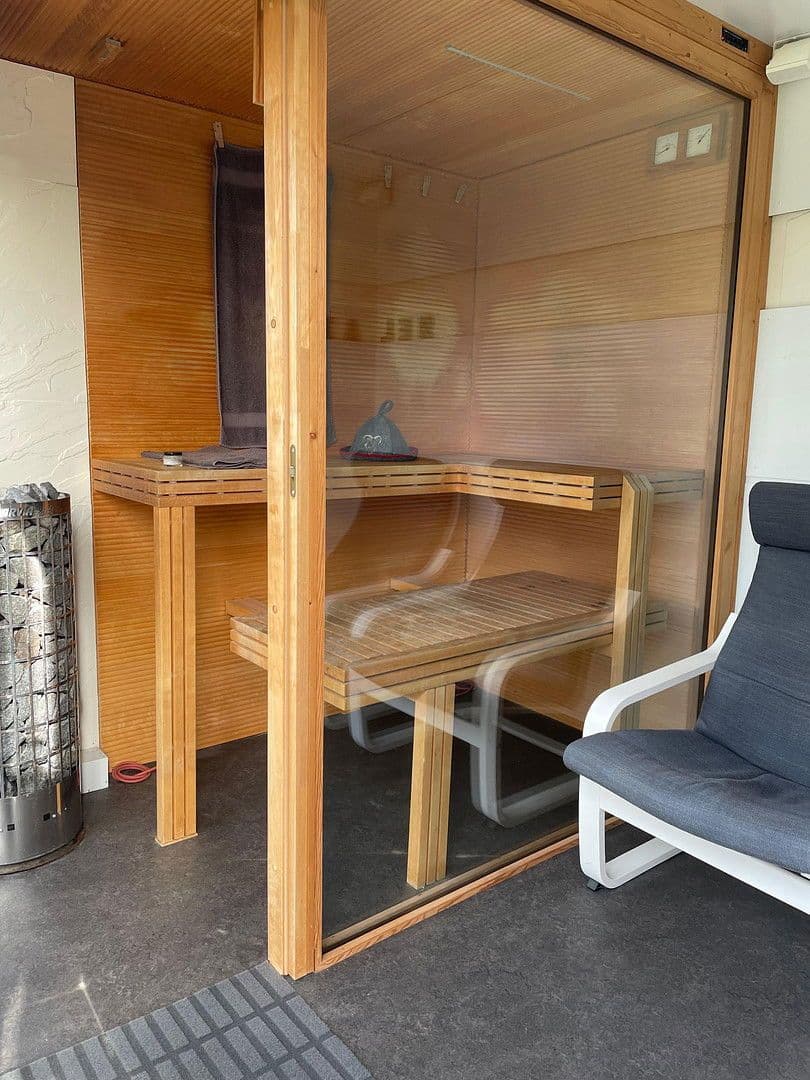 Predaj domu 230 m², pozemek 660 m², Mittenaar, Hesensko Predaj domu 230 m², pozemek 660 m², Mittenaar, Hesensko