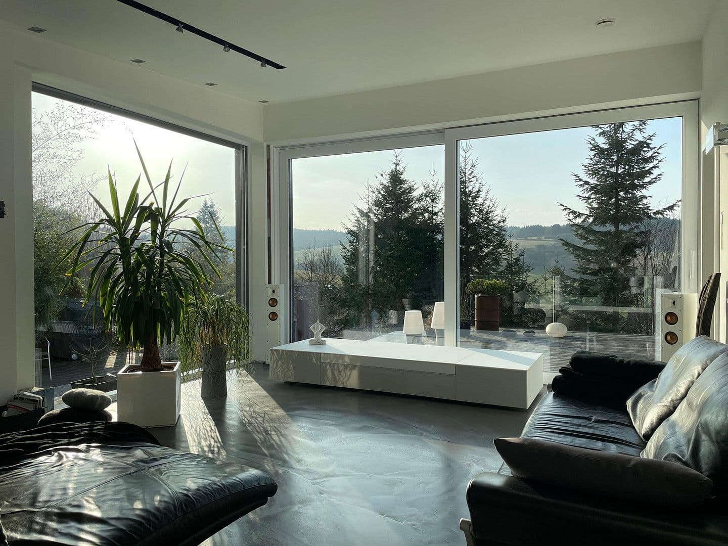 Predaj domu 230 m², pozemek 660 m², Mittenaar, Hesensko Predaj domu 230 m², pozemek 660 m², Mittenaar, Hesensko