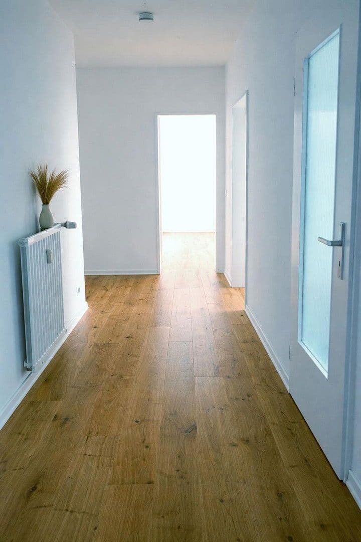 Prenájom bytu 3-izbový 80 m², Hessenstr. 4, Bremen, Brémy Prenájom bytu 3-izbový 80 m², Hessenstr. 4, Bremen, Brémy