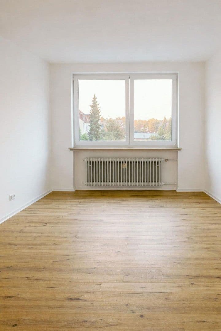 Prenájom bytu 3-izbový 80 m², Hessenstr. 4, Bremen, Brémy Prenájom bytu 3-izbový 80 m², Hessenstr. 4, Bremen, Brémy