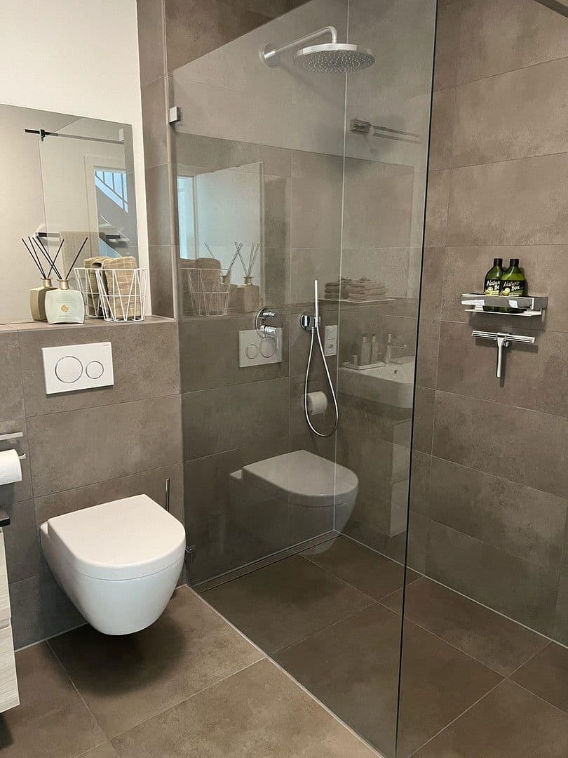 Predaj domu 199 m², pozemek 753 m², Schulstr 13d, Duisburg, Severné Porýnie - Westfálsko Predaj domu 199 m², pozemek 753 m², Schulstr 13d, Duisburg, Severné Porýnie - Westfálsko