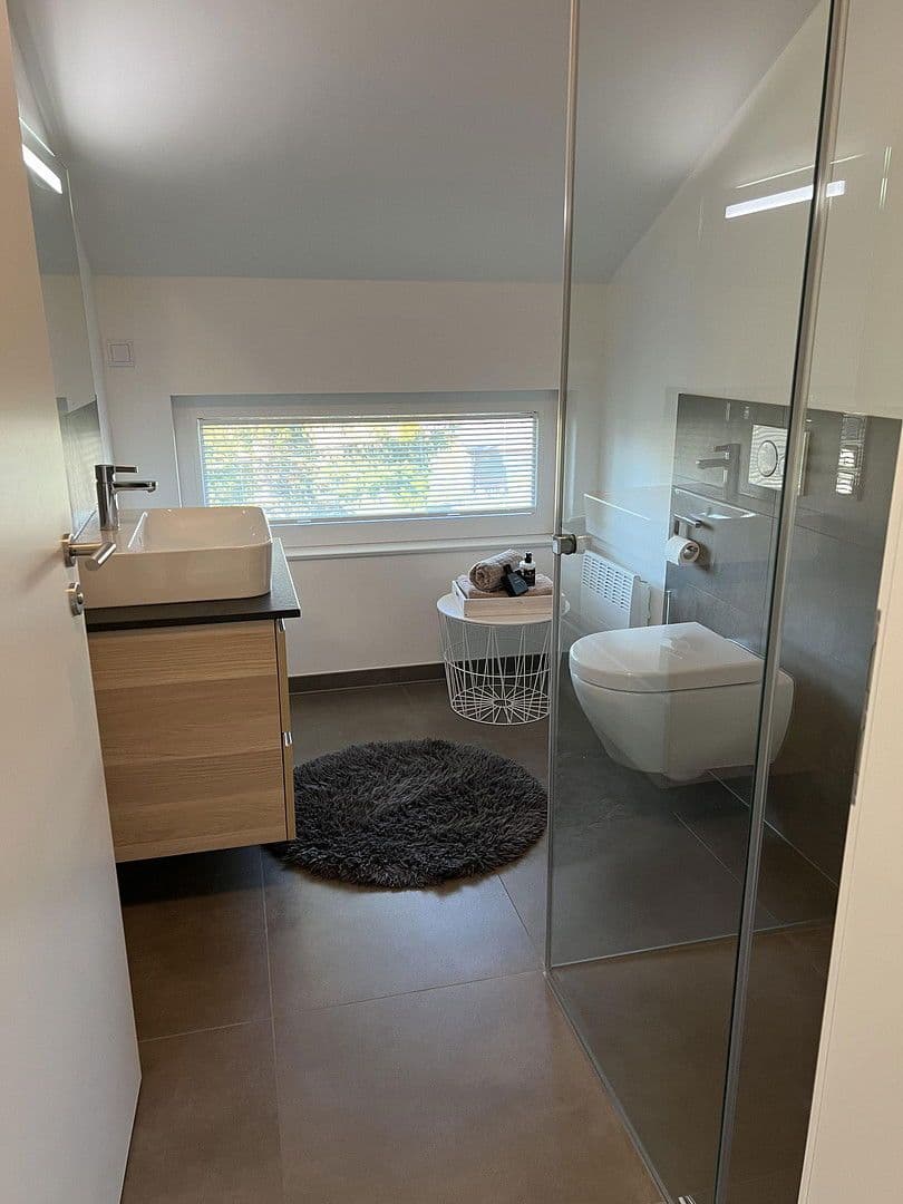 Predaj domu 199 m², pozemek 753 m², Schulstr 13d, Duisburg, Severné Porýnie - Westfálsko Predaj domu 199 m², pozemek 753 m², Schulstr 13d, Duisburg, Severné Porýnie - Westfálsko