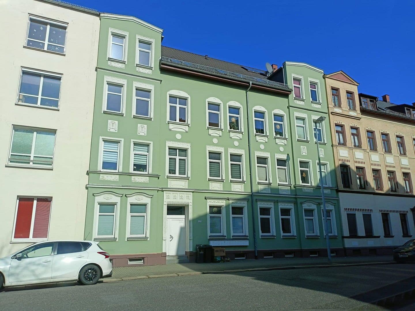 Predaj bytu 5-izbový 165 m², Bernhardstr. 129, Chemnitz, Sasko Predaj bytu 5-izbový 165 m², Bernhardstr. 129, Chemnitz, Sasko