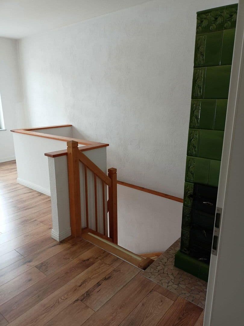 Predaj bytu 5-izbový 165 m², Bernhardstr. 129, Chemnitz, Sasko Predaj bytu 5-izbový 165 m², Bernhardstr. 129, Chemnitz, Sasko