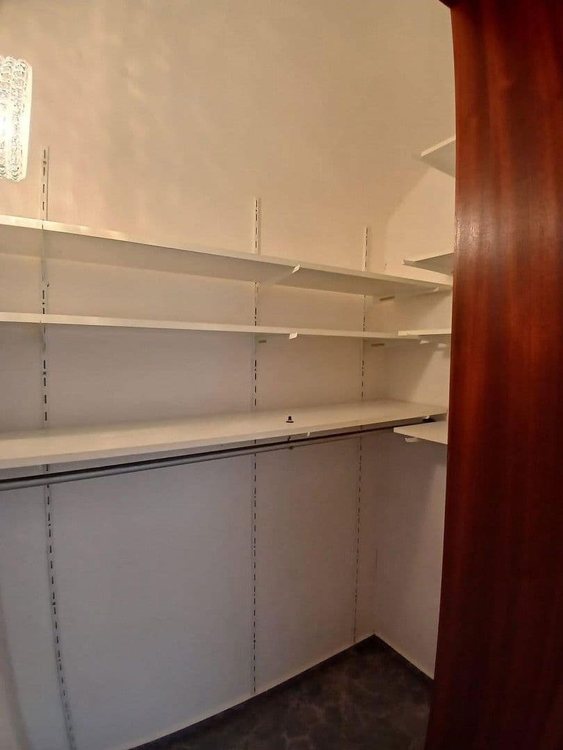 Prenájom bytu 2-izbový 53 m², Hüttenberg, Hesensko Prenájom bytu 2-izbový 53 m², Hüttenberg, Hesensko