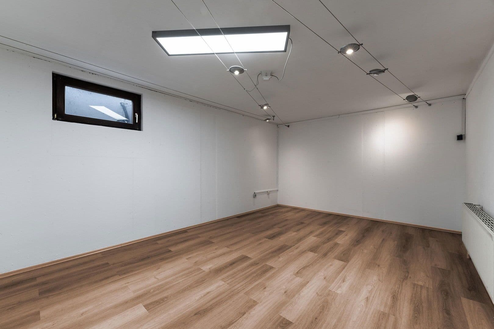 Predaj domu 151 m², pozemek 307 m², Olching, Bavorsko Predaj domu 151 m², pozemek 307 m², Olching, Bavorsko