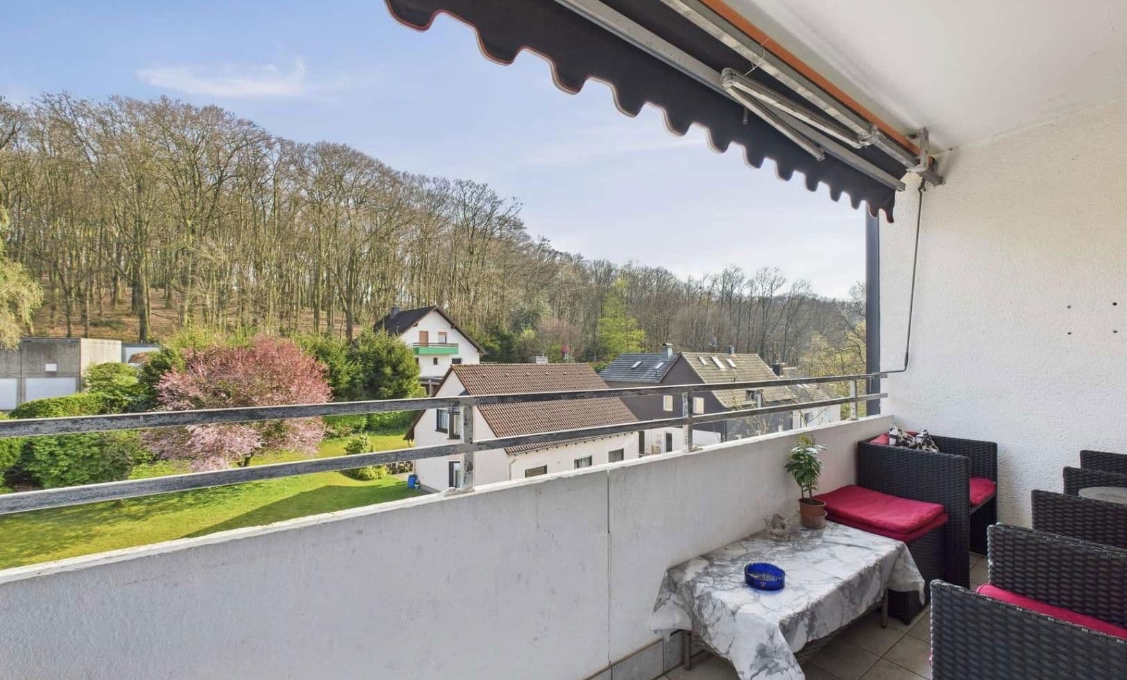 Prenájom bytu 3-izbový 80 m², Ennepetal, Severné Porýnie - Westfálsko Prenájom bytu 3-izbový 80 m², Ennepetal, Severné Porýnie - Westfálsko