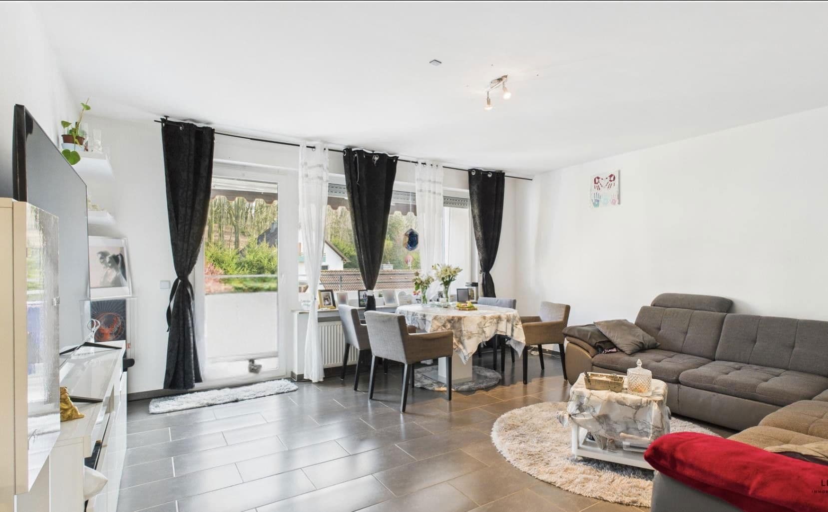 Prenájom bytu 3-izbový 80 m², Ennepetal, Severné Porýnie - Westfálsko Prenájom bytu 3-izbový 80 m², Ennepetal, Severné Porýnie - Westfálsko