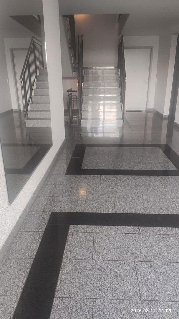 Prenájom bytu 2-izbový 68 m², An der Lindenallee 24, Frankfurt am Main, Hesensko Prenájom bytu 2-izbový 68 m², An der Lindenallee 24, Frankfurt am Main, Hesensko