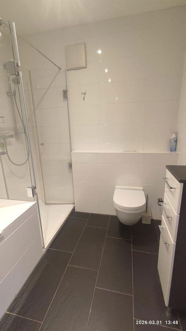 Prenájom bytu 2-izbový 68 m², An der Lindenallee 24, Frankfurt am Main, Hesensko Prenájom bytu 2-izbový 68 m², An der Lindenallee 24, Frankfurt am Main, Hesensko