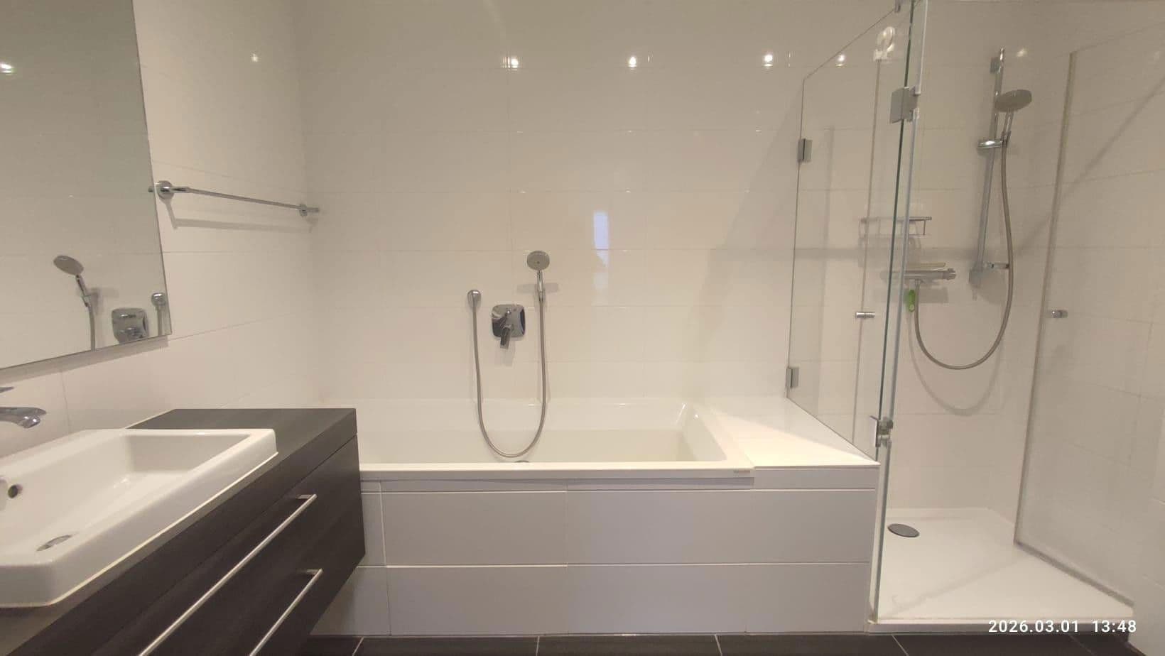 Prenájom bytu 2-izbový 68 m², An der Lindenallee 24, Frankfurt am Main, Hesensko Prenájom bytu 2-izbový 68 m², An der Lindenallee 24, Frankfurt am Main, Hesensko