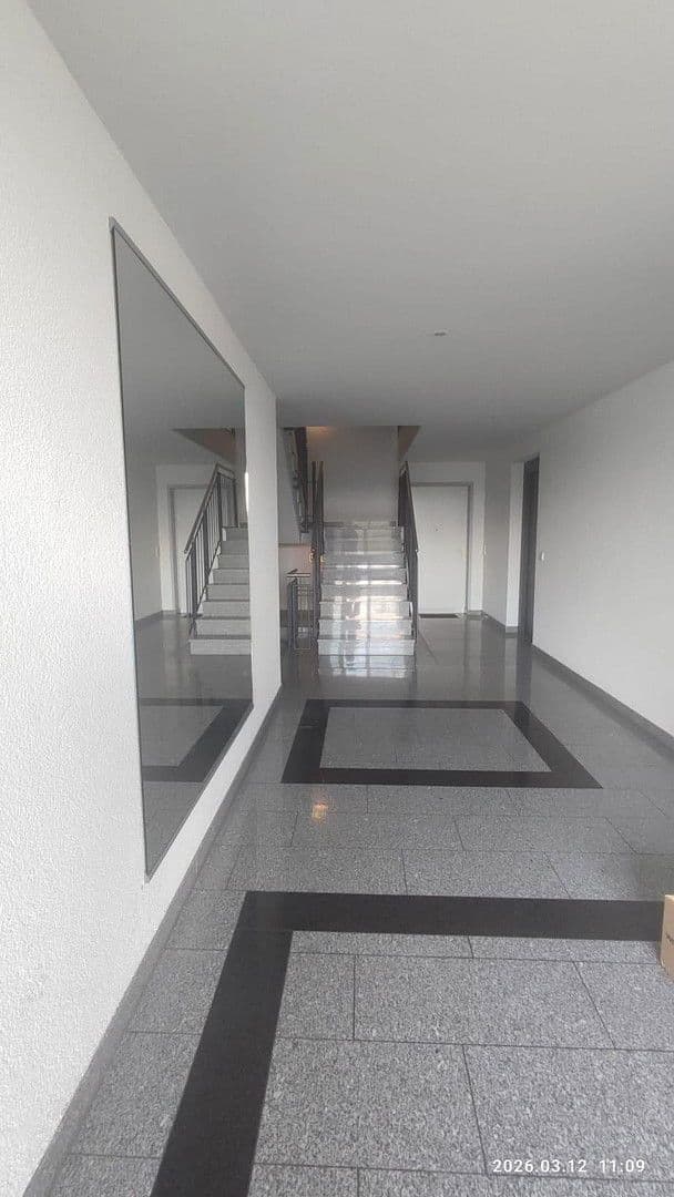 Prenájom bytu 2-izbový 68 m², An der Lindenallee 24, Frankfurt am Main, Hesensko Prenájom bytu 2-izbový 68 m², An der Lindenallee 24, Frankfurt am Main, Hesensko