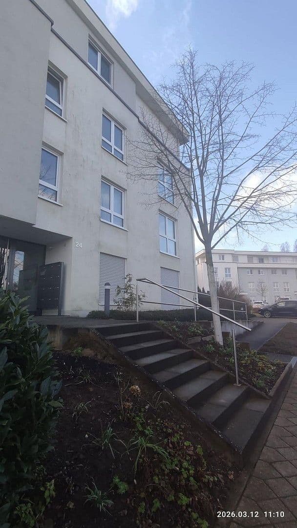 Prenájom bytu 2-izbový 68 m², An der Lindenallee 24, Frankfurt am Main, Hesensko Prenájom bytu 2-izbový 68 m², An der Lindenallee 24, Frankfurt am Main, Hesensko