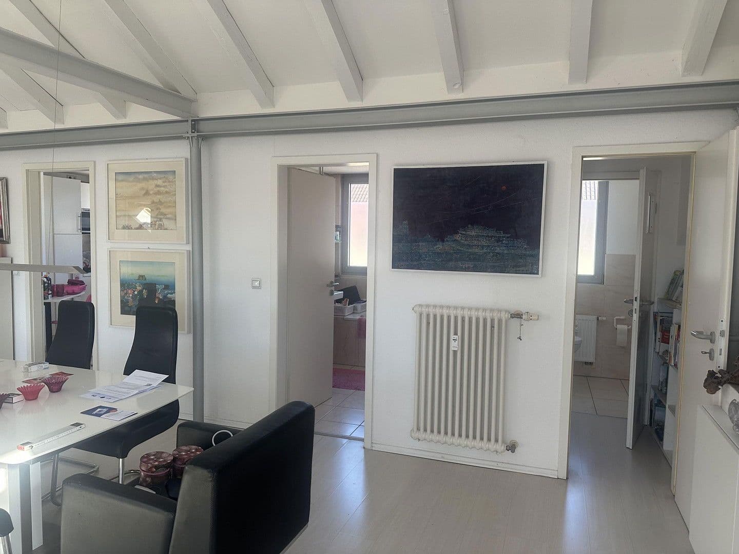 Prenájom bytu 4-izbový 132 m², Mannheim, Bádensko-Wurttembersko Prenájom bytu 4-izbový 132 m², Mannheim, Bádensko-Wurttembersko