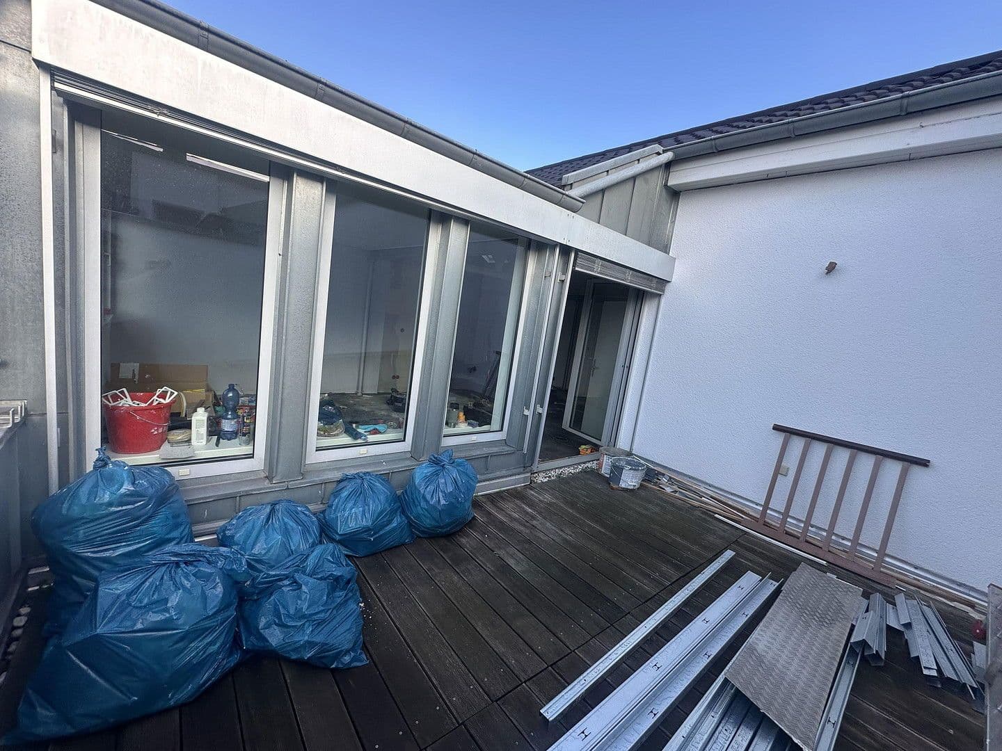 Prenájom bytu 4-izbový 132 m², Mannheim, Bádensko-Wurttembersko Prenájom bytu 4-izbový 132 m², Mannheim, Bádensko-Wurttembersko