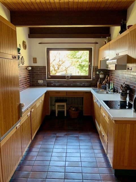 Predaj domu 190 m², pozemek 1.374 m², Reutlingen, Bádensko-Wurttembersko Predaj domu 190 m², pozemek 1.374 m², Reutlingen, Bádensko-Wurttembersko