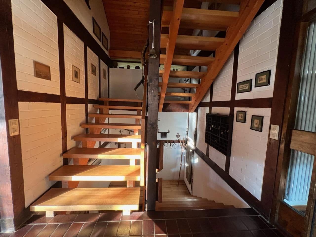 Predaj domu 190 m², pozemek 1.374 m², Reutlingen, Bádensko-Wurttembersko Predaj domu 190 m², pozemek 1.374 m², Reutlingen, Bádensko-Wurttembersko