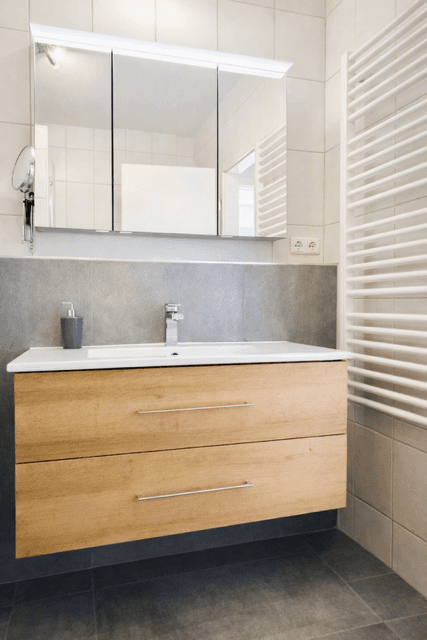 Predaj domu 131 m², pozemek 158 m², Liederbach am Taunus, Hesensko Predaj domu 131 m², pozemek 158 m², Liederbach am Taunus, Hesensko